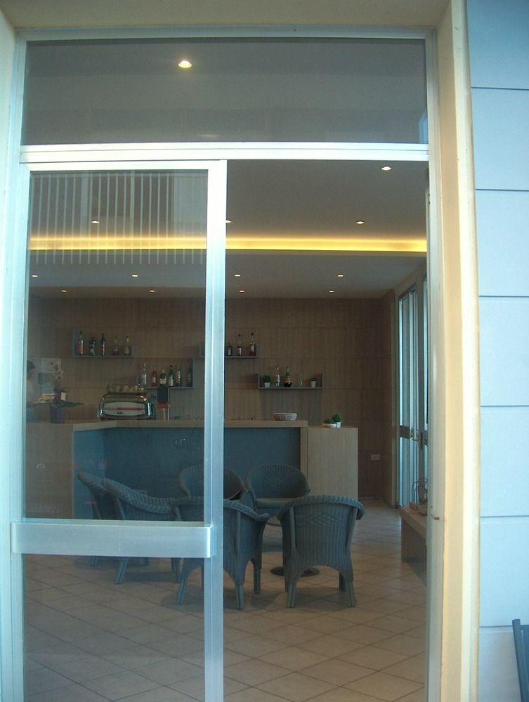 Hotel Trevi Cesenatico Eksteriør bilde