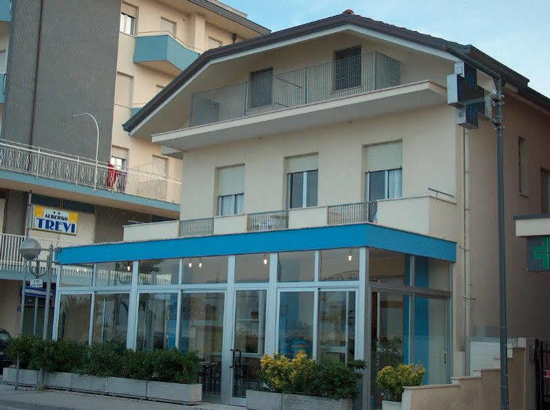 Hotel Trevi Cesenatico Eksteriør bilde